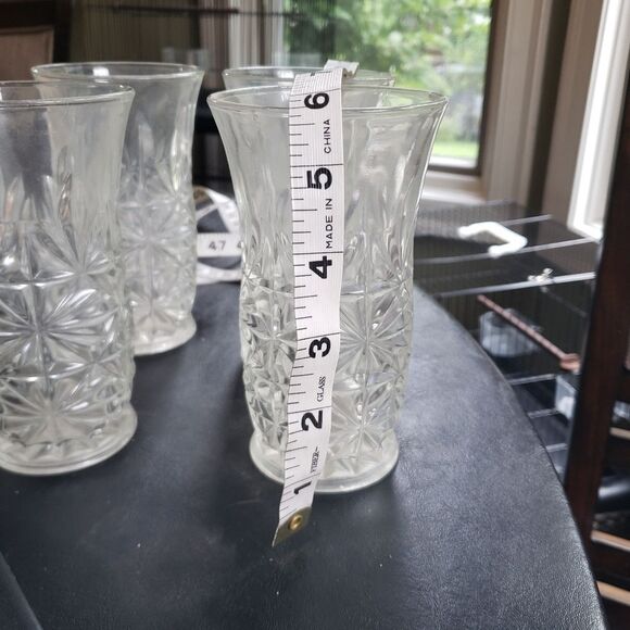 Vintage Flared Pressed Star Glasses (4) - Picture 3 of 4